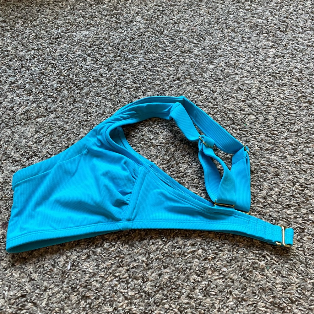 Never been worn but don’t have tags